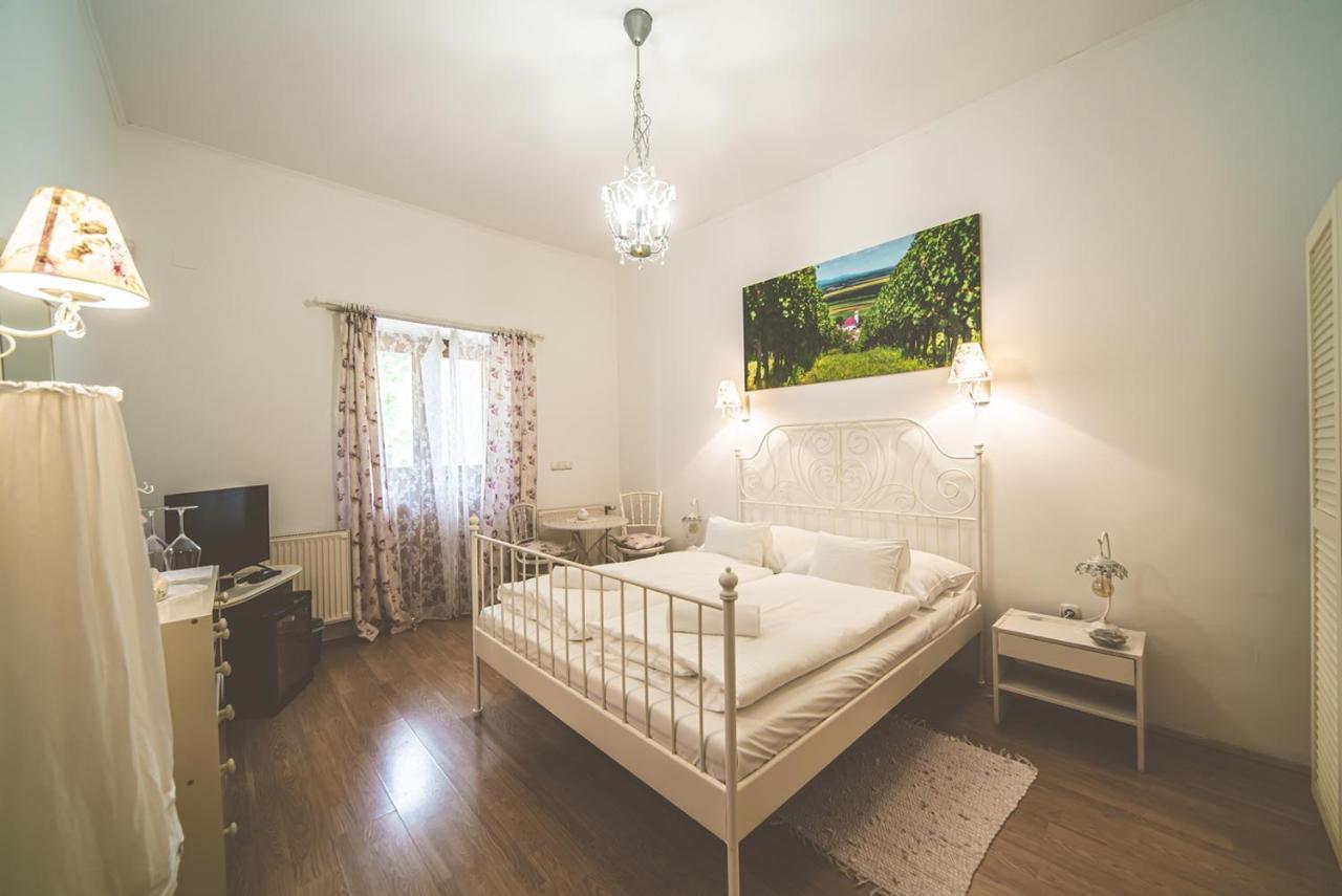 Palkonyha Panzio Speiz Gasztromuhely Bed & Breakfast Palkonya Eksteriør bilde