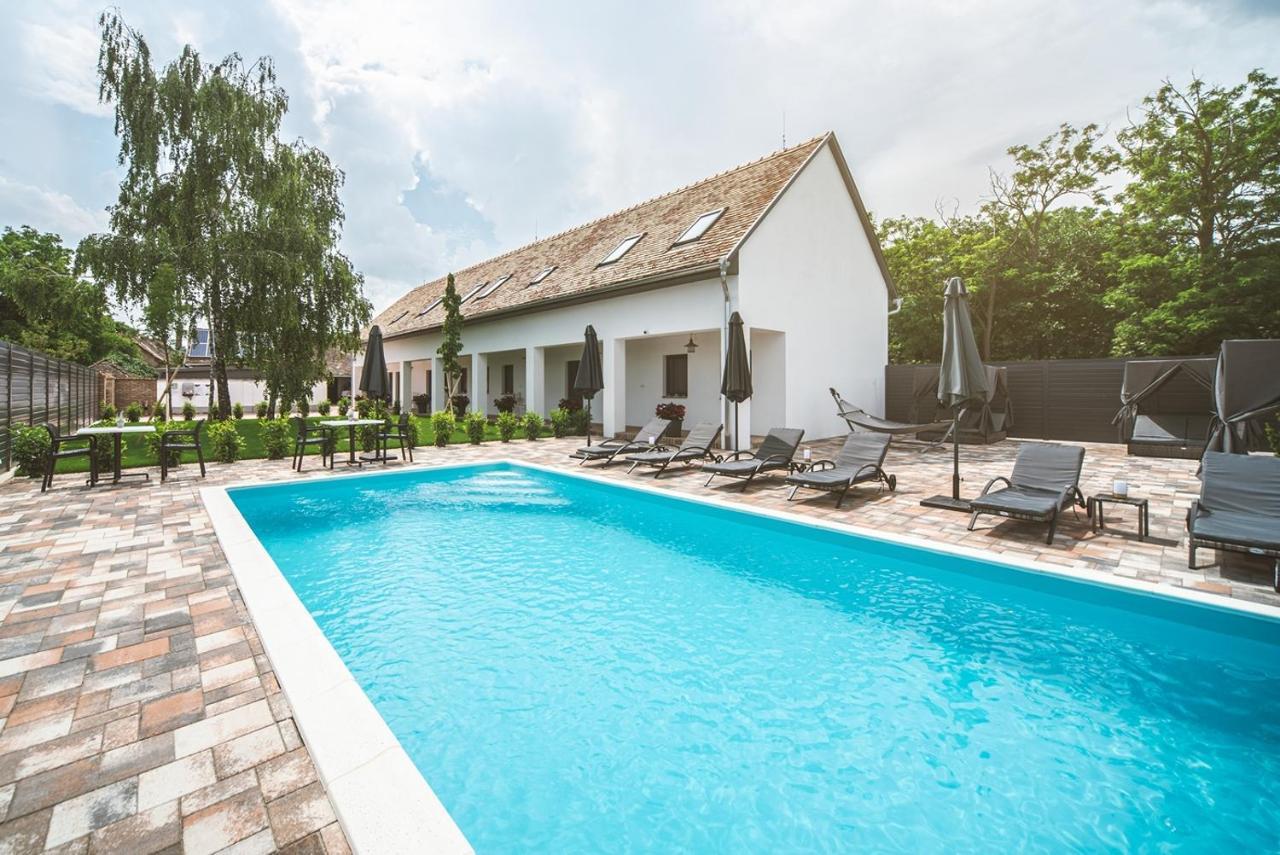 Palkonyha Panzio Speiz Gasztromuhely Bed & Breakfast Palkonya Eksteriør bilde