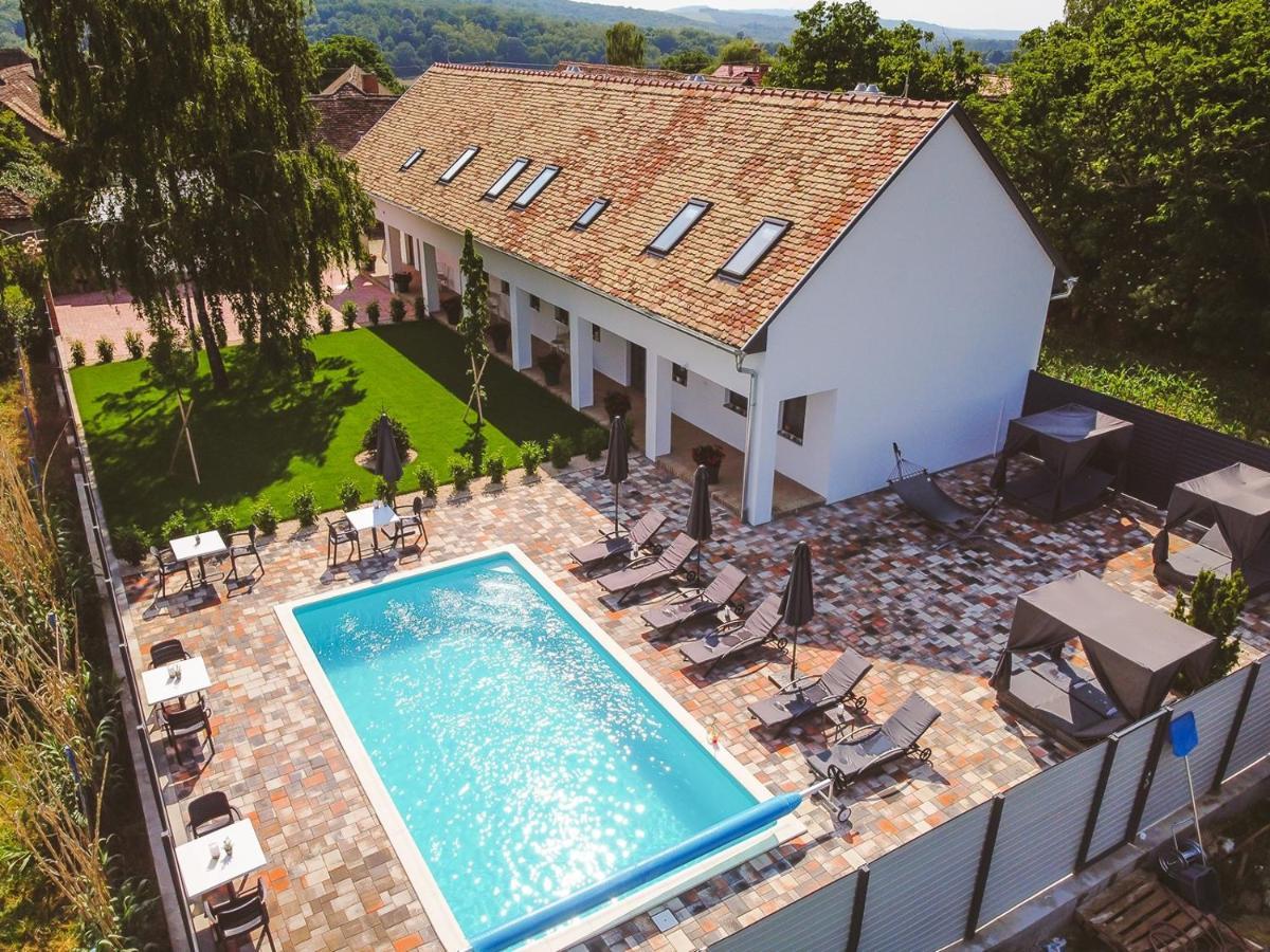 Palkonyha Panzio Speiz Gasztromuhely Bed & Breakfast Palkonya Eksteriør bilde